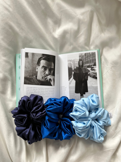 Gumka Scrunchie Standard Navy Blue Gumka Scrunchie Standard Navy Blue